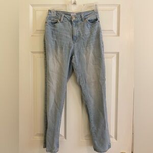 Light Wash Skinny Jeans